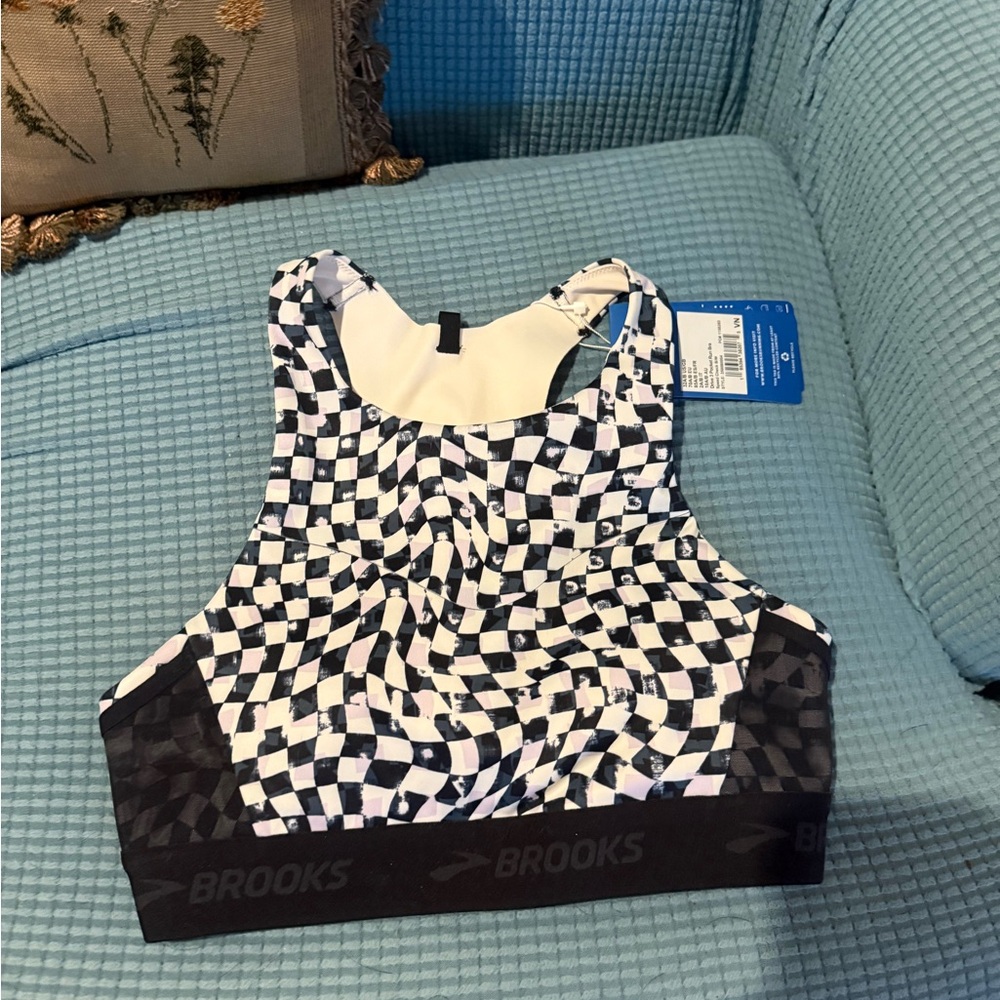 Brooks Three Pocket Sports Bra Checkered - New w/ tags